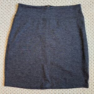 silence + noise Mini Skirt w/ Back Zipper • Charcoal Gray • Size S